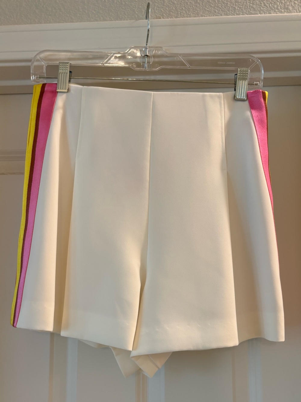NWT Kate Spade Pleated Shorts in French Cream w/ Pink & Yellow Side Stripes, S 6